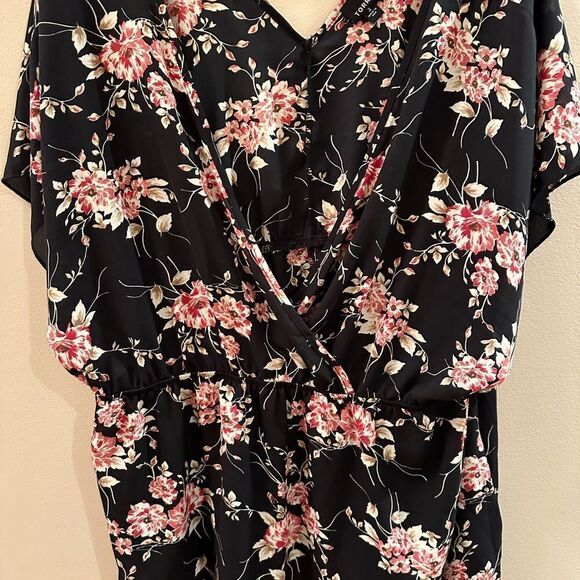 Torrid Deep V-Neck Floral Faux Wrap Georgette Tunic Top - Picture 6 of 7